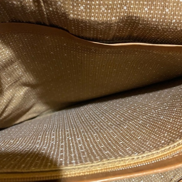 Kenneth Cole Unisex Brown leather messenger bag - Picture 8 of 13